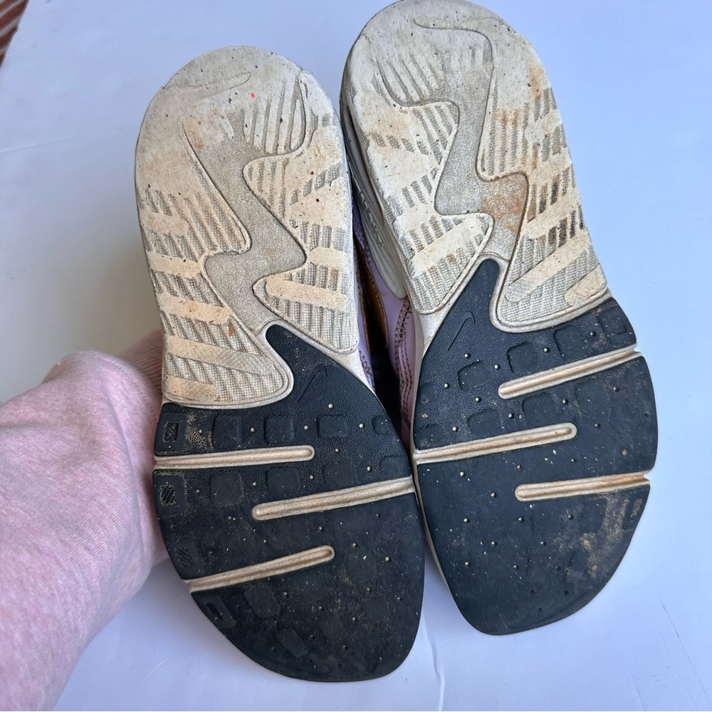 Nike Air Max Excee Sneakers - Picture 10 of 10